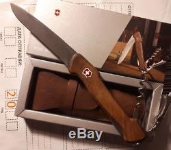 0.9701.63 Victorinox Swiss Army Pocket Knife Wine Master 130mm Walnut NEW