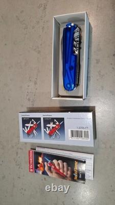 1.3705. FT Victorinox SwissFlame pocket Knife butane lighter very good condition
