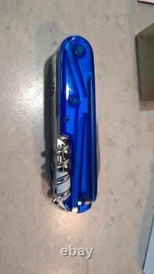 1.3705. FT Victorinox SwissFlame pocket Knife butane lighter very good condition