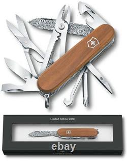 1.4721. J18 Victorinox Swiss Army Knife Deluxe Tinker Damast Limited Edition