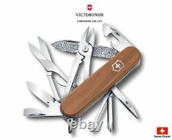 1.4721. J18 Victorinox Swiss Army Knife Deluxe Tinker Damast Limited Edition