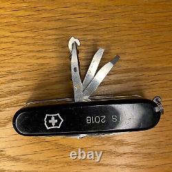 1 Victorinox Swiss Army Knife Spartan, Cyber Tool, Carhartt, Camper, Huntsman