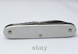 2006 Soldier alox model Swiss Army Military Knife Victorinox 06 NEW No Box