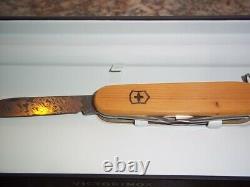 2014 Victorinox SPARTAN DAMASCUS STEEL YEW WOOD Swiss Army Knife NEW IN BOX
