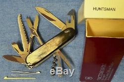 C. 1991 Victorinox HUNTSMAN-BISON HORN SCALES Swiss Army Knife New in Box NOS VTG