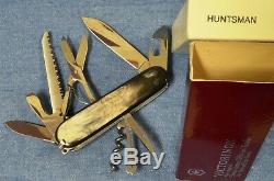C. 1991 Victorinox HUNTSMAN-BISON HORN SCALES Swiss Army Knife New in Box NOS VTG