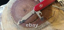 Discontinued Red Victorinox 91mm Master Craftsman Swiss Army Knife Phillips T85