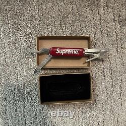 FW14 Supreme Victorinox Swiss Army Manager Pocket Knife Multi-Tool Red 2014 New