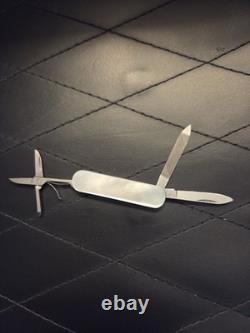 Factory Pre-1975 Victorinox Victoria Bijou Mother of Pearl Swiss Army Knife