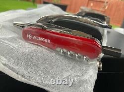 Giant Wenger Swiss Army Knife 16990 Brand New In Box