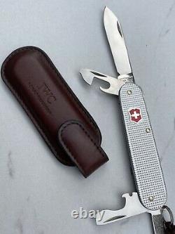 IWC Swiss Army Pocket Knife SAK by Victorinox w Leather Slip & Keychain Lanyard