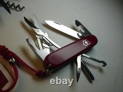 LOT of 5 VICTORINOX COLLECTORS GIFT SET SWISS ARMY MULTIFUNCTION POCKET KNIVES
