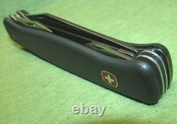 Large Wenger Delemont 6 Blade Swiss Army Knife Main Blade Side Lock