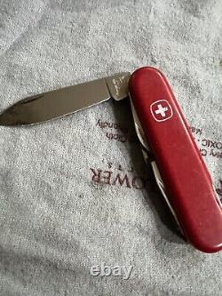 Lot of 8 Victorinox Swiss Army Knife
