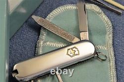 Mint in Box TIFFANY Sterling Silver Gold 18k VICTORINOX Classic Swiss Army Knife