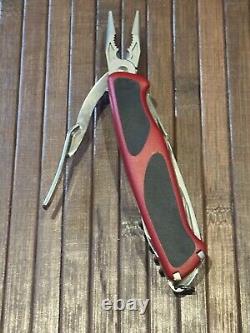 NEW Red/Black Victorinox Ranger Grip 74 Swiss Army Knife With Pliers 14-in-1