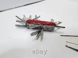 NEW Victorinox Swiss Army Multi-Tool SwissChamp 1.6795 (NEW OPEN BOX)