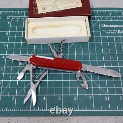 NOS Victorinox Swiss Army Officers Knife Climber Model NEW IN BOX Early 90s