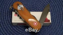 New! Rare Wenger Mike Horn Souvenir Evolution 17 Swiss Army knife