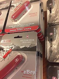 New Victorinox LOT Swiss Army 85mm Knife EVOLUTION 18 Red 2.4913. E US multitool