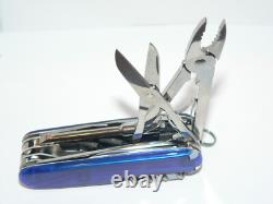 New Victorinox Swiss Army 91mm Knife CYBERTOOL 41 L Sapphire 1.7775. T2
