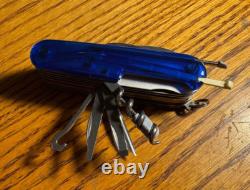 New Victorinox Swiss Army 91mm Knife CYBERTOOL 41 L Sapphire 1.7775. T2