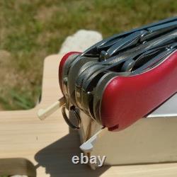 ORIGINAL VICTORINOX Work Champ Red Swiss Army Knife 21 Function NOS Discontinued
