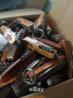 OVER 18 POUNDS OF TSA Confiscated Pocket Knives TOURIST GIFT SWISS ARMY STYLE