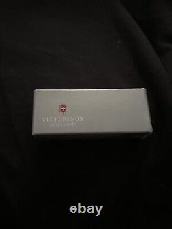 Palace Skateboards Victorinox Swiss Army Knife Classic SD Clear FW22