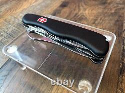 Pre-Owned VICTORINOX SWISS ARMY RESCUE TOOL POCKET KNIFE BLACK ONE HAND TREKKER