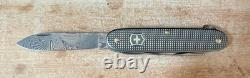 RARE Collector's Victorinox Pioneer X Damast 2016 Limited Edition Damascus Knife