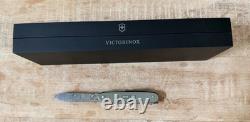 RARE Collector's Victorinox Pioneer X Damast 2016 Limited Edition Damascus Knife