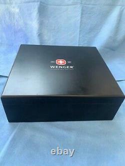 RARE UNUSED in box Wenger 16999 GIANT GUINNESS WORLD RECORD Swiss Army Knife