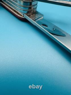 RARE! VICTORINOX MASTER CRAFTSMAN 91mm Swiss Army Knife VICTORIA STAINLESS RED