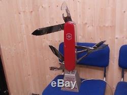 Rare Electric Victorinox Swiss Army Shop Display Knife Moving Motorized