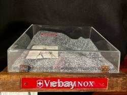 Rare Victorinox Swiss Army Swisstool Factory Locking Countertop Display Case NEW