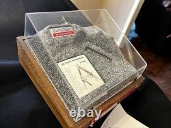 Rare Victorinox Swiss Army Swisstool Factory Locking Countertop Display Case NEW