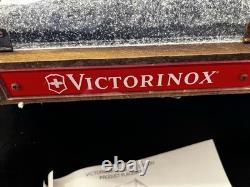 Rare Victorinox Swiss Army Swisstool Factory Locking Countertop Display Case NEW