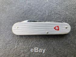 Rare Vintage Victorinox Voyageur 84mm Swiss Army Knife with Ribbed Alox Scales
