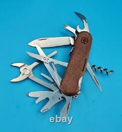 Rare Wenger EvoWood S557 Walnut Scals Swiss Army Knife Multi Tool