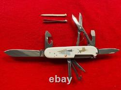 Retired Mint Victorinox 2019 Winter Magic Super Tinker Knife (103)