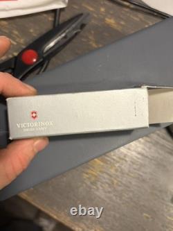 Retired Victorinox Evolution S52 Swiss Army Folding Pocket Knife With Box