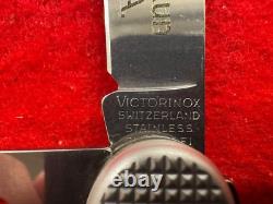 Retired Victorinox Soldier 61 Sak U. S. Final Production Run 2008 Mint (100)