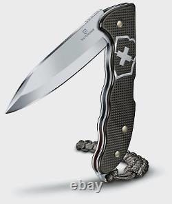 Swiss Army 2022 Limited Edition Hunter Pro Knife, Thunder Gray, Victorinox, NIB