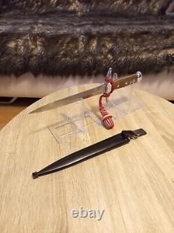 Swiss Army Dirk Victorinox M1943 Dagger M43 Knife Elsener Schwyz WW2 Walnut grip