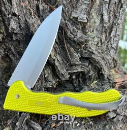 Swiss Army Knife Hunter Pro Limited Edition 2023 Yellow Victorinox 0.9415. L23