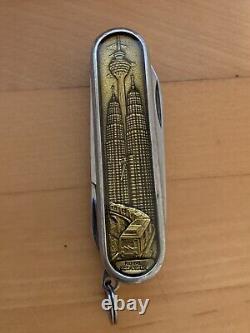 Swiss Army Knife KUALA LUMPUR XVI'98 Commonwealth Games Commemorative Knife