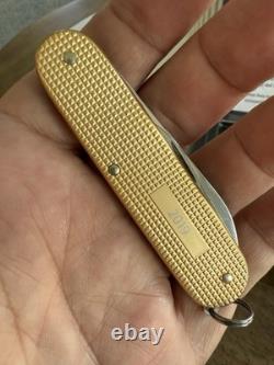 Swiss Army Knife L. E. Champagne Gold Cadet Alox Victorinox 0.2601. L19 New In Box
