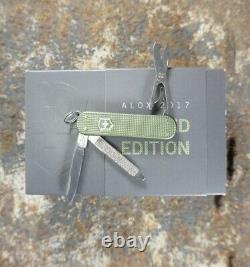 Swiss Army Knife, L. E. Olive Green Classic Alox Victorinox 0.6221. L17 New In Box