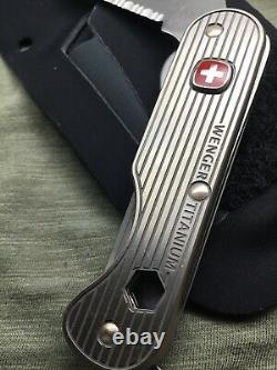 Swiss Army Knife Wenger Titanium 1